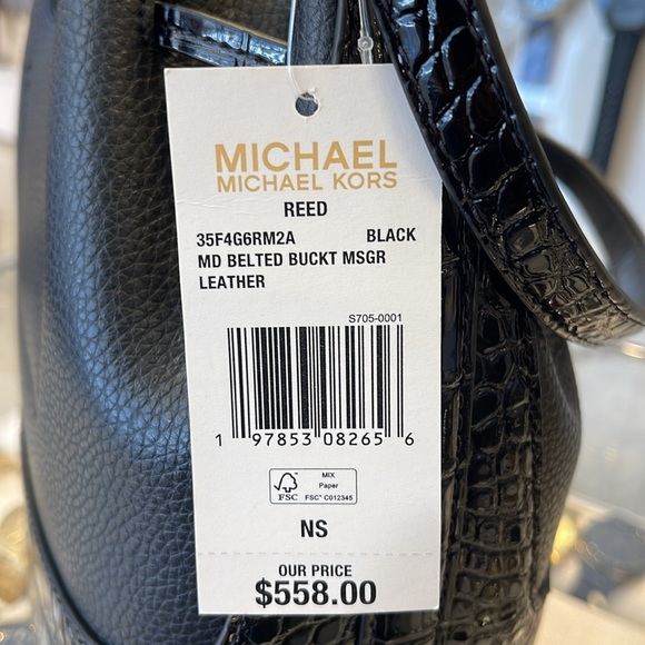 MICHAEL KORS 
Reed Medium Pebbled Leather Belted Bucket Messenger Satchel Crossb - Picture 8 of 16